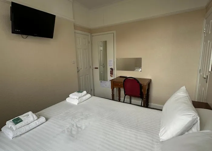 Clarence House Hotel