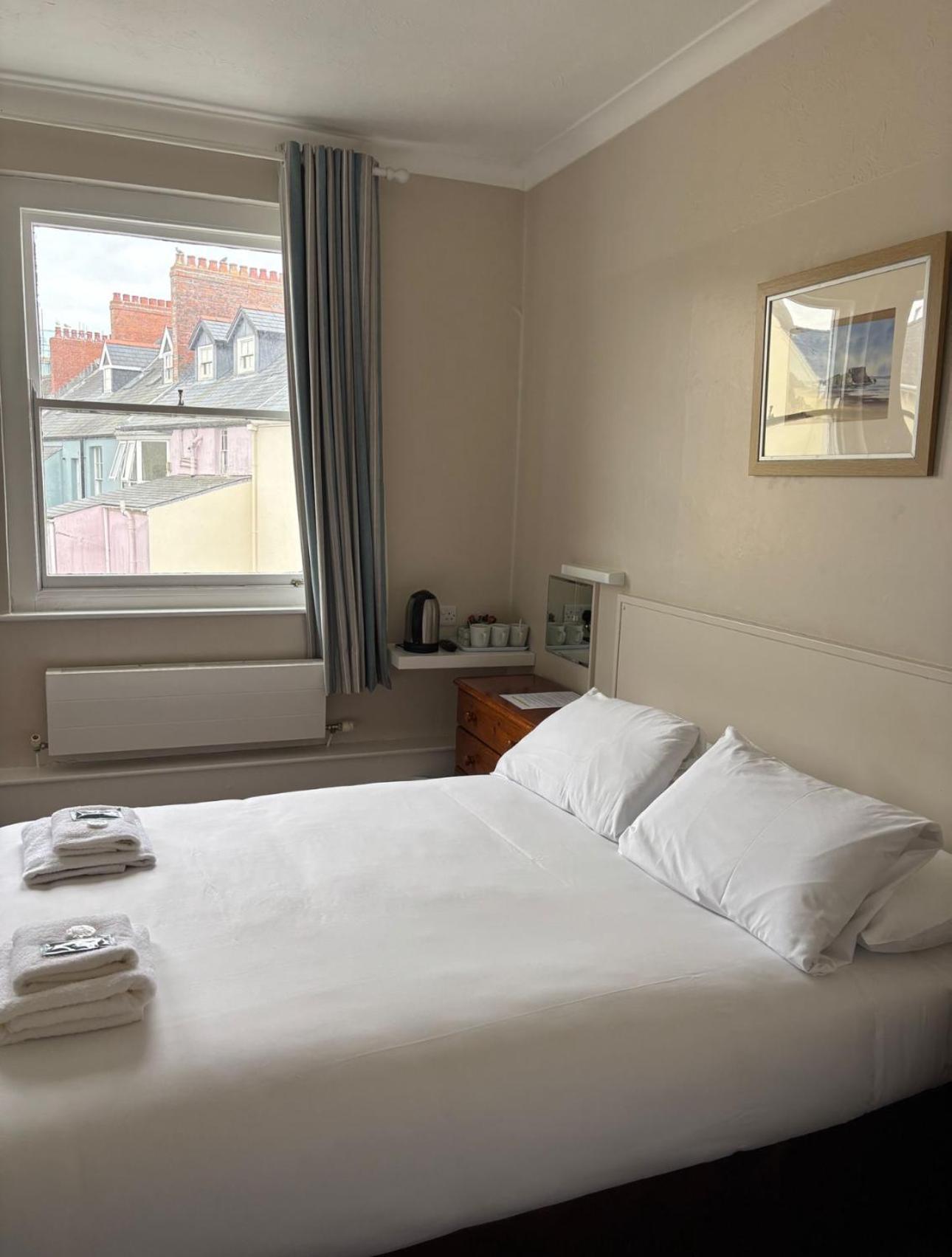 Hotel Clarence House 2*